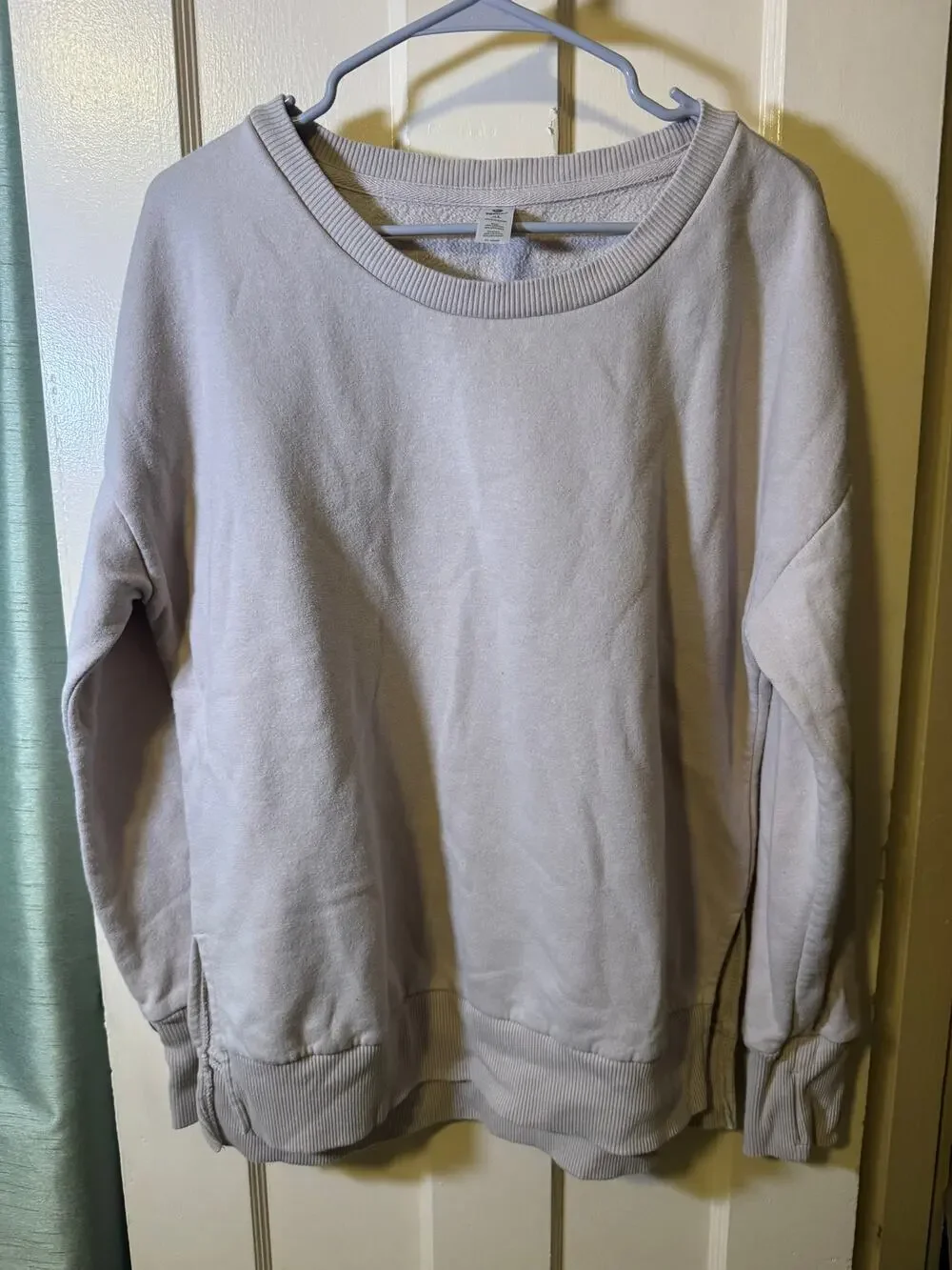 90 Degree by Reflex Women’s XL Oversized Sweatshirt Light Taupe Split Hem
